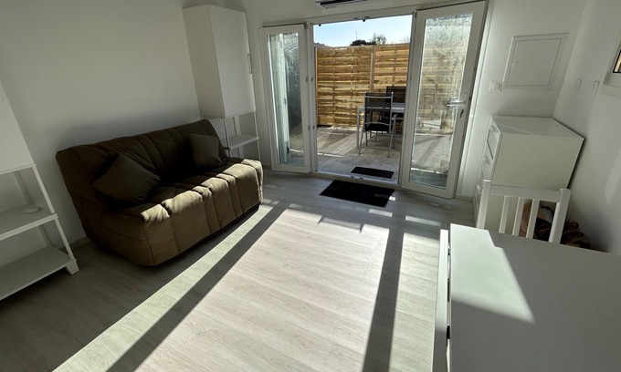 Le Porge Apartment | 🤩 air-conditioned studio for 2 people