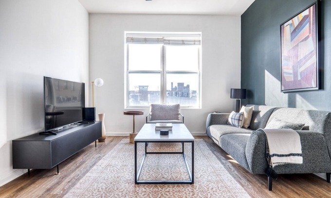 Adams Morgan Apartment | Airy Dupont Circle 2BR nr. U Street, Metro & Glen’s Mkt, by Blueground