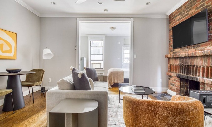 Peter Cooper Village Apartment | Airy Kips Bay 1BR w/Elevator & W/D, near MSQ Park & 6, by Blueground