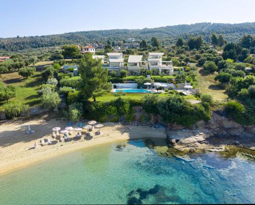 Elia Nikitis Villa | Akti Elia Villas Beachfront Chalkidiki