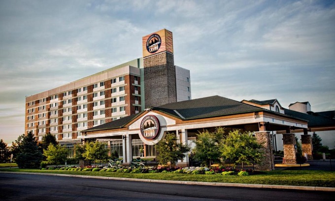 Hogansburg Resort | Akwesasne Mohawk Casino Resort and Players Inn Hotel -formerly Comfort Inn and Suites Hogansburg NY