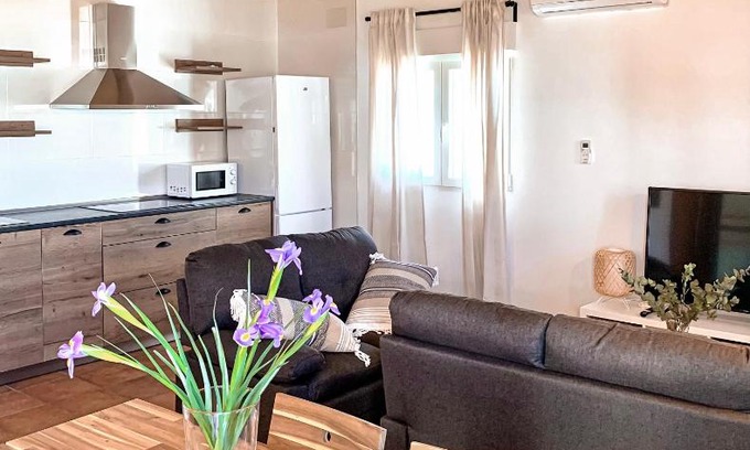 Casas de los Pinos House | ALAMANCHA