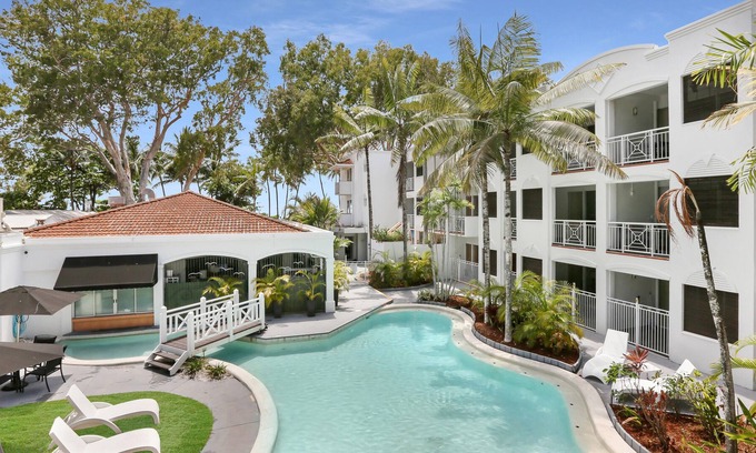 Palm Cove Hotel | Alassio Palm Cove