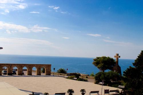 Castrignano del Capo Hotel | Albergo Del Santuario