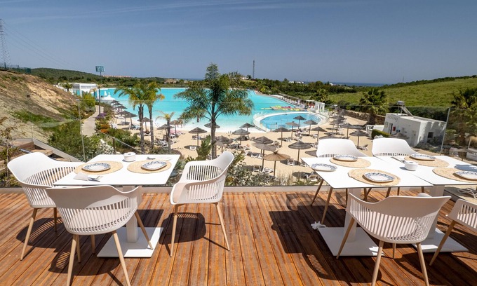 Casares Apartment | Alcazaba Lagoon 2382 Sea View