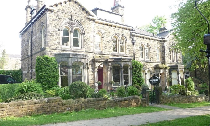 Harrogate Bed & Breakfast | Alexandra Court