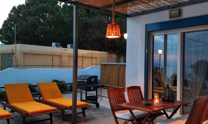 Pefkos Villa | Alexandra's Sea Front Villa is a recently renovated property in Pefkos - Lindos