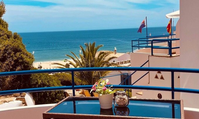 Salema Apartment | Algar de Benagil apt - A MARÉ