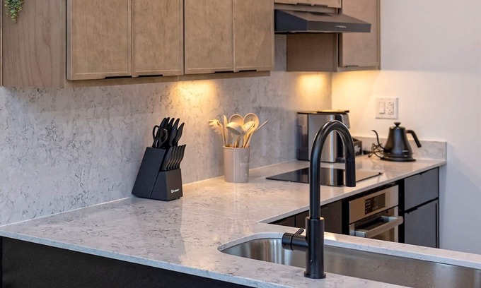 Bristol House | All 6 Villas at The Fives Private Oasis