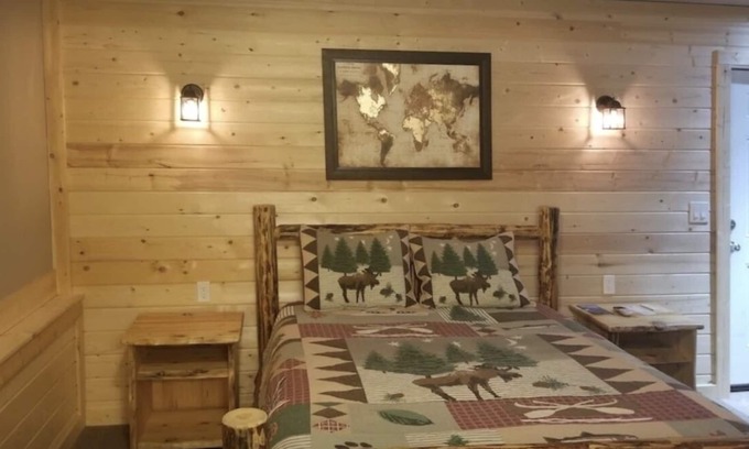 Bonners Ferry House | All brand new rooms! Beautifully done in a lodge theme!