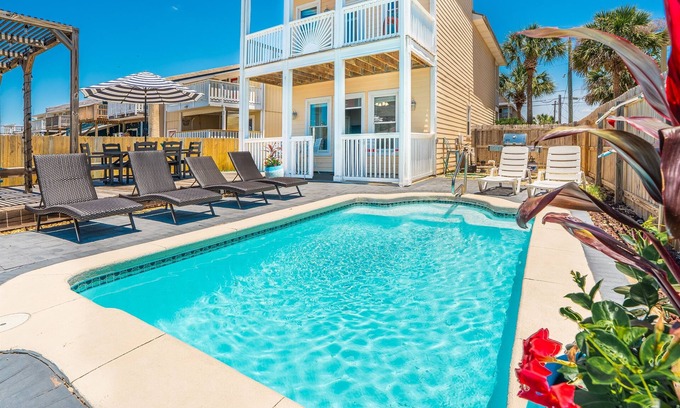 Holiday Beach House | All-New Getaway with Heated Pool & Sunset Views