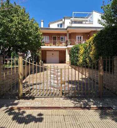 Tremp Apartment | Allotjament amb encant a Tremp