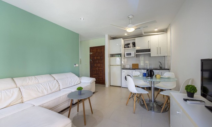 Aguadulce Apartment | AlmeriaSuite Aguadulce Vibes