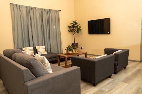 Corinthe Villa | Almond Tree Villa Beach Hideaway with Jacuzzi