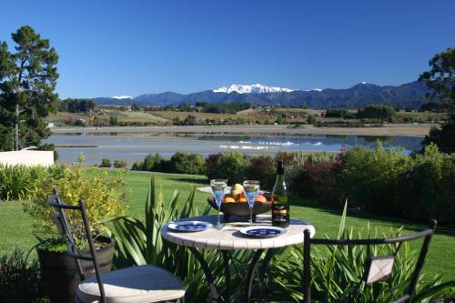 Tasman Apartment | Almyra Waterfront Accommodation