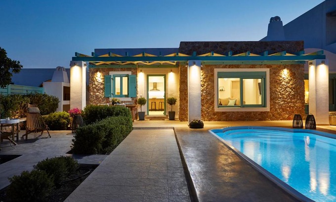 Monolithos Villa | Almyriki Beach Villa