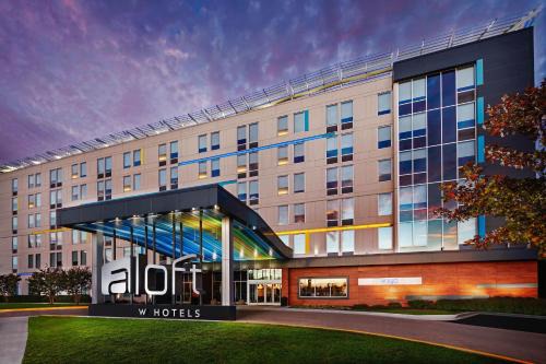 Linthicum Heights Hotel | Aloft BWI Baltimore Washington International Airport
