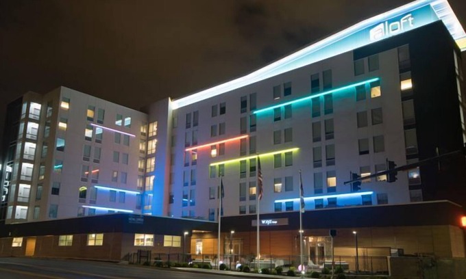 Newport Hotel | Aloft Newport On The Levee