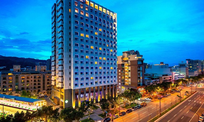 Beitou Hotel | Aloft Taipei Beitou