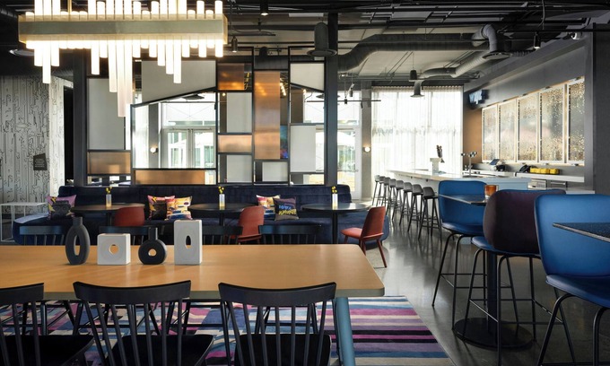 Waukee Hotel | Aloft Waukee