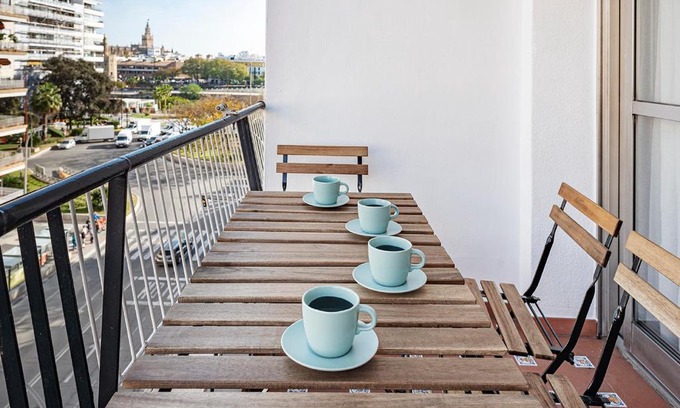 Los Remedios Apartment | Alohamundi Plaza de Cuba