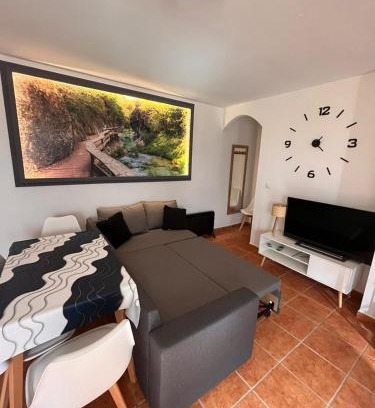 Arroyo Frio Apartment | Alojamiento Las Encinas - Arroyo Frio