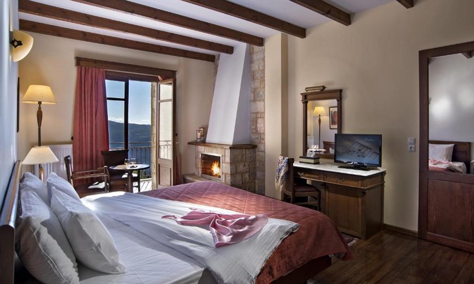 Arachova Hotel | Alpen House Hotel & Suites