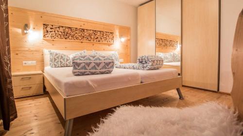 Neustift Im Stubaital Apartment | Alpenkönig Lodge Stubaital Stilvolle Apartments im alpinen Design