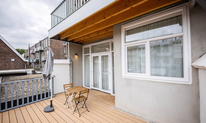 Delfshaven Apartment | Alphabet 1BR Serviced Apartment -NB306-