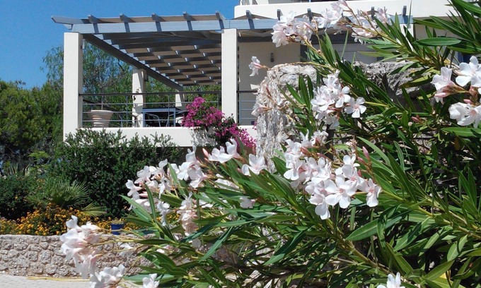 Kilada Apartment | AlphaVilla to relax in peace, with a beautiful view of the sea. Welcome!