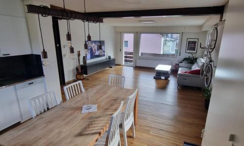 Vilters-Wangs House | Alpine Garage Lodge