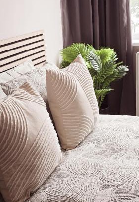 New Cross House | Alross Guest House