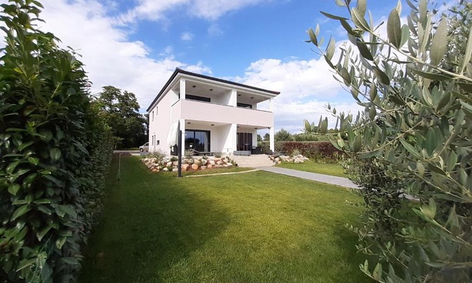 Krizine Villa | Altomare