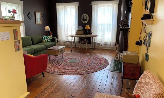 Covington House | Always Friday … colorful like Fridays should be!