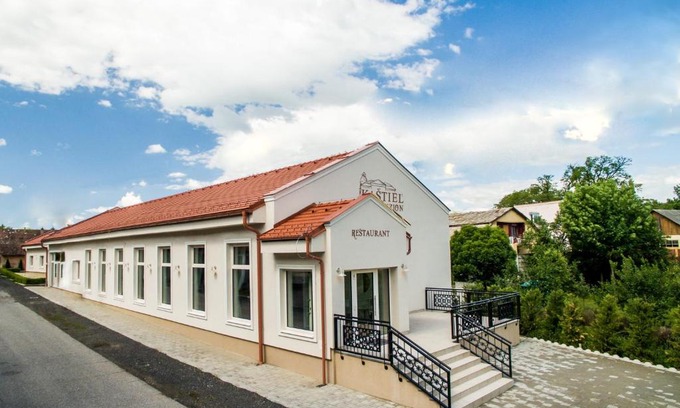 Rimavska Sobota House | AM Hotel Kaštieľ & Restaurant