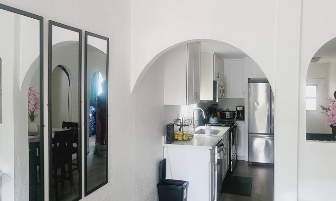 San Diego House | Amani 2-bedroom, 1-bathroom home in the heart of downtown San Diego!