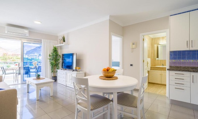 Playa de Mogan Apartment | Amarre Coral
