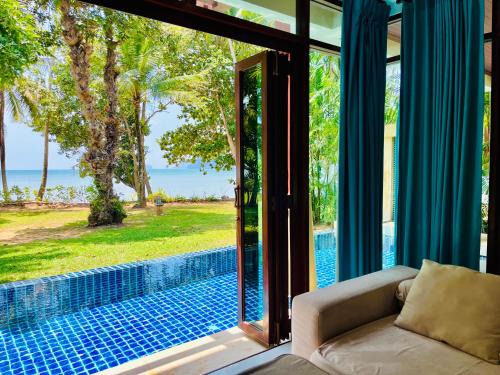Sai Thai Villa | Amatapura Beachfront Villa 14, SHA Certified