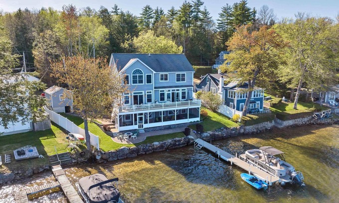 Laconia House | Amazing 4 bed/4 bath home right on Lake Winnisquam w terrific views, hot tub