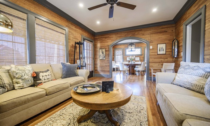 Murfreesboro House | Amazing 4 Bedroom! 3 Full Bath! House in the Heart of Downtown Murfreesboro!