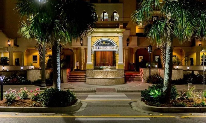 Myrtle Beach Condo | Amazing 5-Star Luxury Hilton Oceanfront Condo 3 Bed/3 Bath UP TO 50% OFF RESORT!