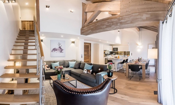 Les Brevieres Ski Chalet | Amazing 6-room chalet apartment with jacuzzi and parking in Tignes