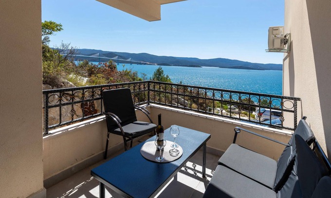 Komarna Apartment | Amazing apartment in Komarna with WiFi