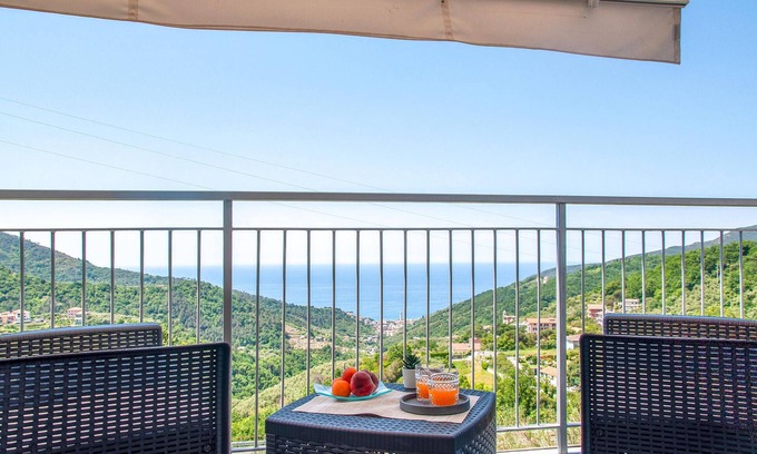 Tessi Apartment | Amazing apartment in Moneglia with WiFi