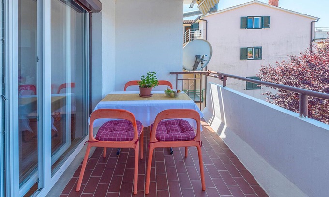 Spadici Apartment | Amazing Apartment in Porec With Wifi and 2 Bedrooms