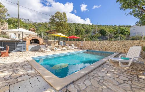 Stinica Apartment | Amazing Apartment In Stinica