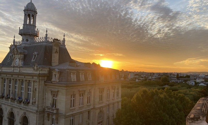 Asnieres-sur-Seine Apartment | Amazing authentic "duplex" with a panoramic view