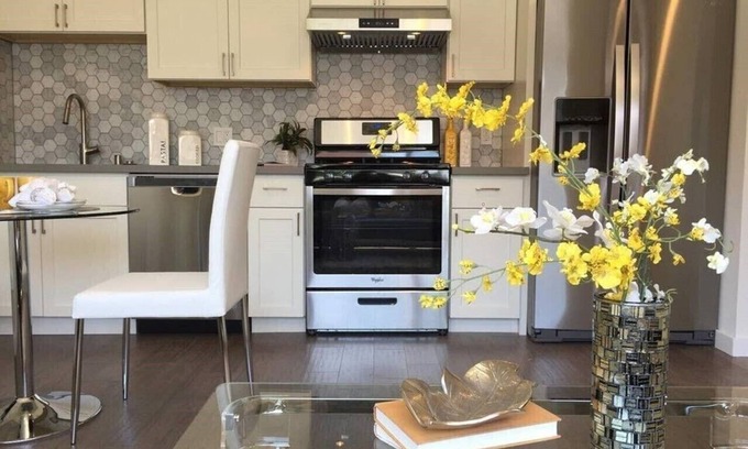 San Bruno House | Amazing Bright&New airbnb 2bedroom. Near SFO!