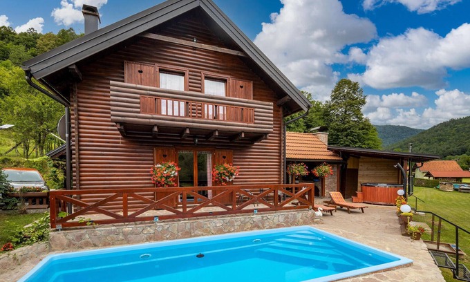 Presika House | Amazing home in Blazevci with sauna