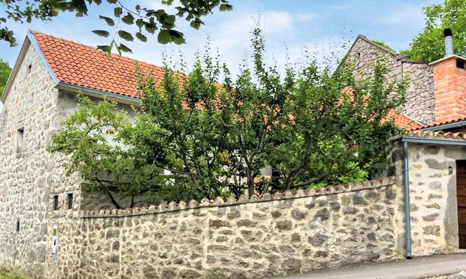 Novi Vinodolski House | Amazing home in Novi Vinodolski